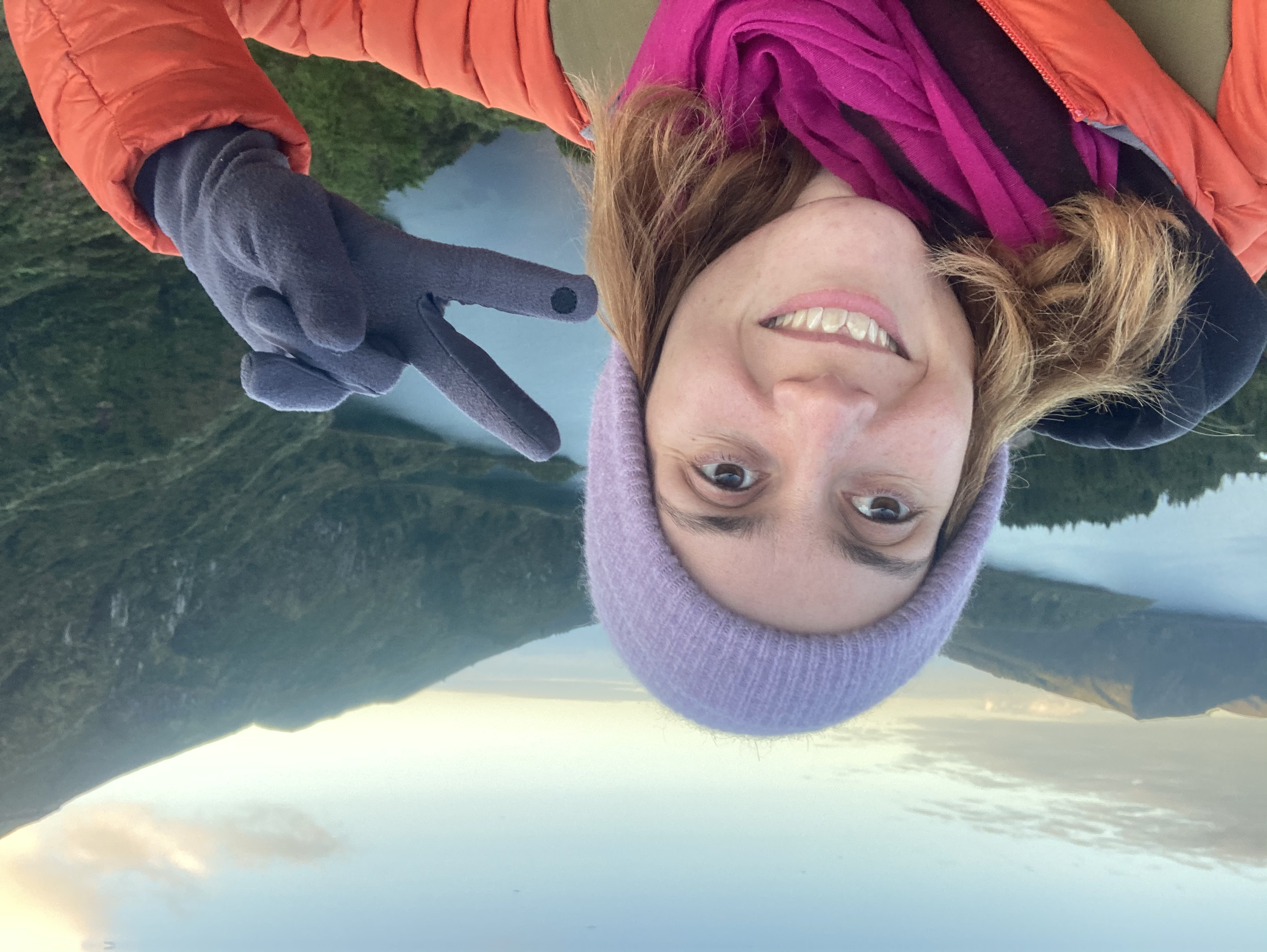 How This Expat Turned Her Passion Into A Five-Figure Side Hustle Without Quitting Her Job