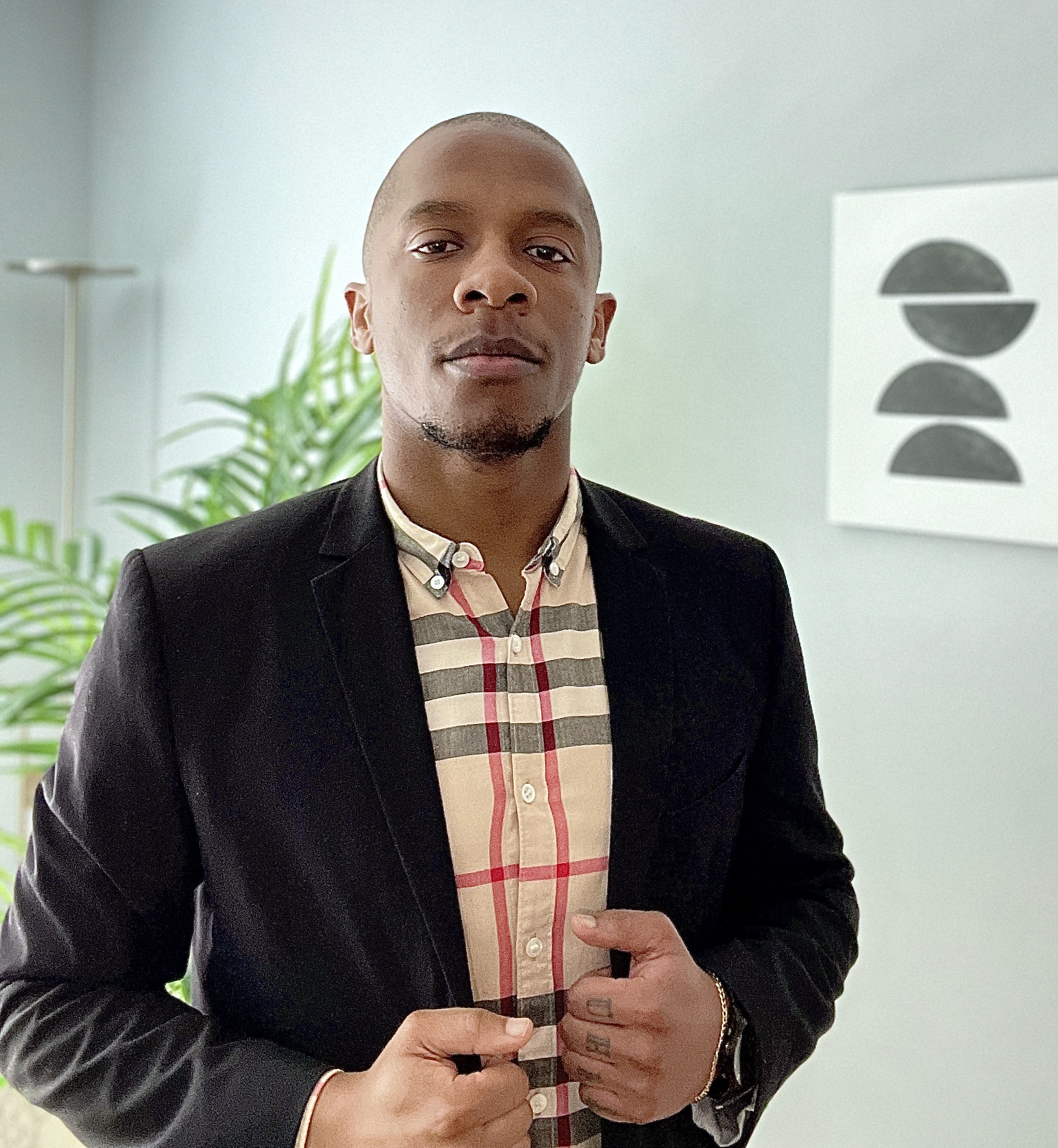 Exclusive Interview with Jonathan Brierre